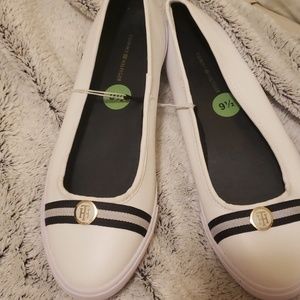 Tommy hilfiger shoe white
